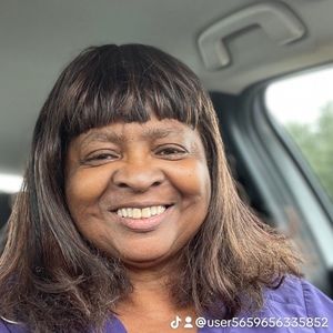 Meet your Posher, Janet